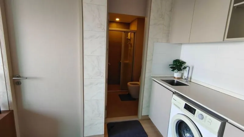 Condo for sale rent, Lumpini Suite Phetchaburi-Makkasan, high floor, beautiful view, Baiyoke Tower view, Central World, don't miss it.