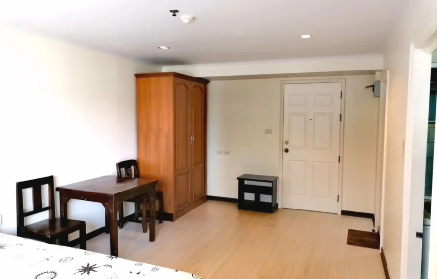 For rent, Lumpini Ville Sukhumvit 77, 8th floor, STUDIO room, fully furnished Comes at a low price Do not miss it