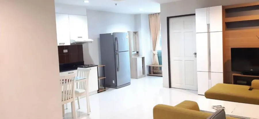 ปล่อยเช่า!! คอนโด สุขุมวิท ลิฟวิ่ง ทาวน์