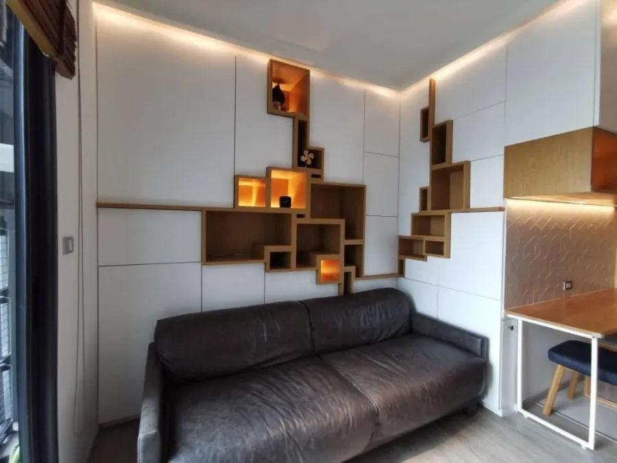 ขายคอนโด Rhythm Sukhumvit 36-38 ห้องแต่งพร้อมอยู่ Built in เน้นตู้เก็บของ ครบจบที่นี่ จองเลย