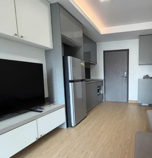 For rent: Ideo Sukhumvit 93, 8th floor, fully furnished unit. Very comfortable and ready to move in. Book now! Don't miss out! Act fast!