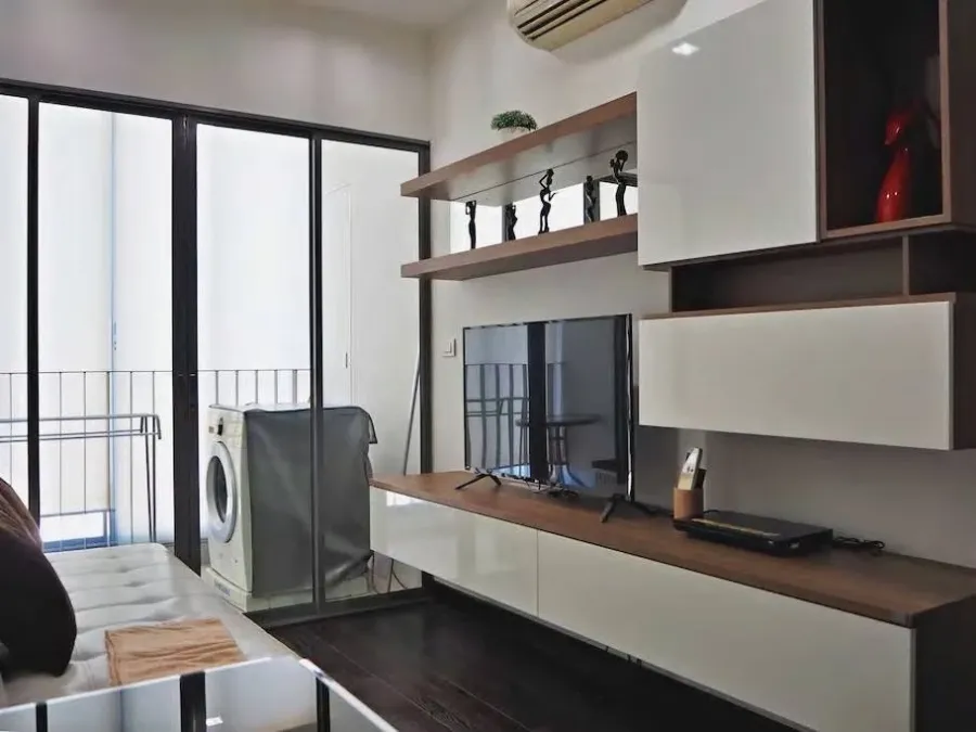 For rent IDEO Q Phayathai, spacious room, comes with usable space, complete here, hurry up and book now, don't miss out.