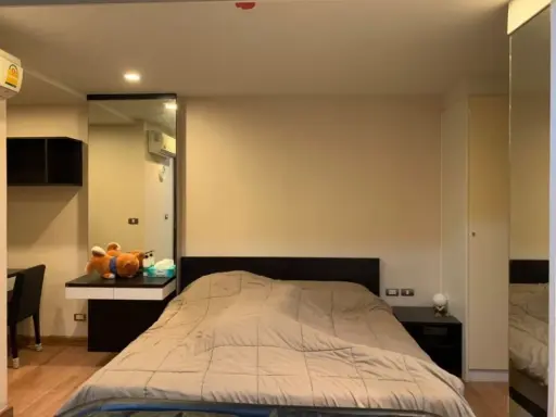 For rent!! Tree Condo Ekkamai (Sukhumvit 40), beautifully decorated room. complete facilities Convenient to travel. Hurry up to reserve now!!