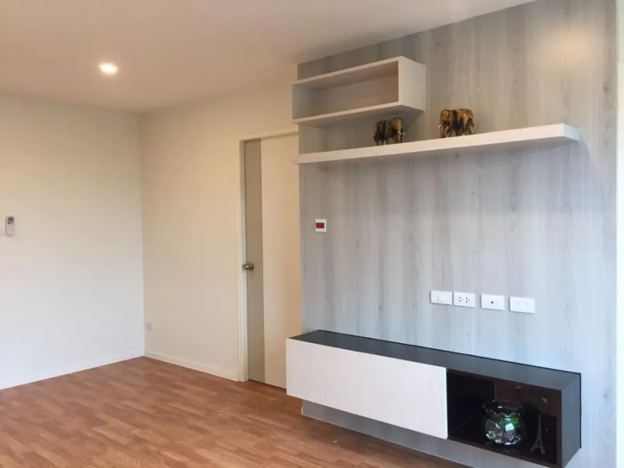 Condo for rent, Lumpini Ville Ratchaphruek-Bangwaek, 2 bedrooms, 2 bathrooms, convenient transportation, ready to move in, great price, don't miss it!