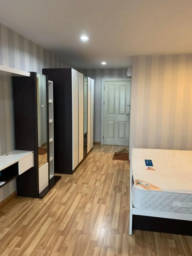 Condo for rent, Regent Home 20, Prachachuen 16, corner room, 8th floor, comes with full facilities, hurry to reserve