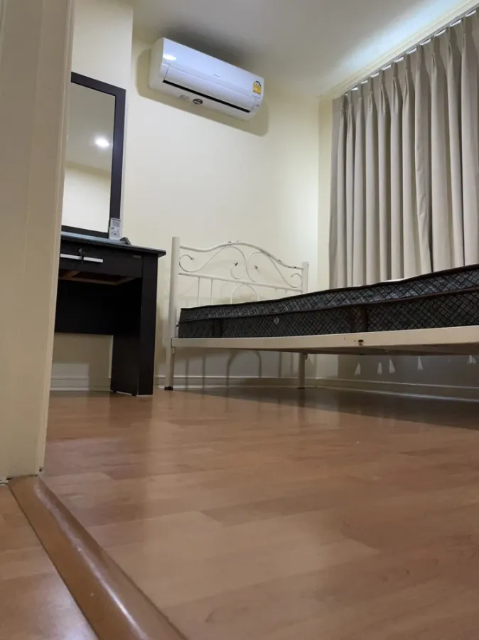 ให้เช่า Lumpini Ville Cultural Center 2 ห้องนอน พื้นที่ใช้สอยเยอะ ทำเลดี เดินทางสะดวก จองเลย