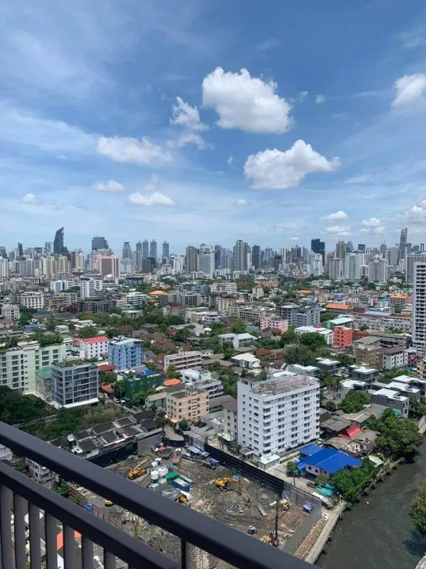 Condo for rent, Thru Thonglor, 2 bedrooms, 2 bathrooms, spacious room, suitable for family use Or many people make an urgent reservation