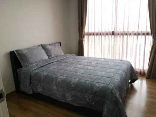Condo for rent, Pe-La, 12th floor, great view, 1 bedroom, 1 bathroom, fully furnished room. If interested, hurry to reserve before you miss it. Urgent