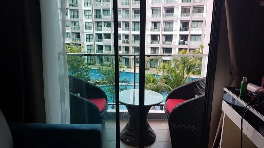 ให้เช่า Dusit grand park condo jomtien วิวสระน้ำ ชั้น 4 ตกแต่งครบ อุปกรณ์พร้อม จองเลยจ้า
