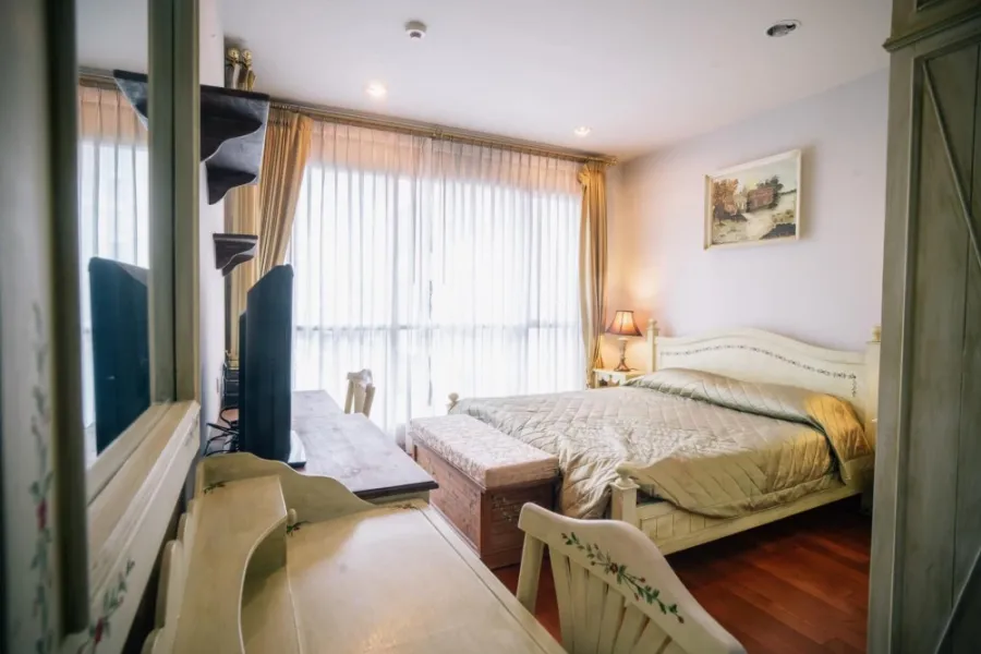 Condo for rent, The Address Chidlom, garden view, fully furnished, complete electrical appliances, near the train station, very convenient