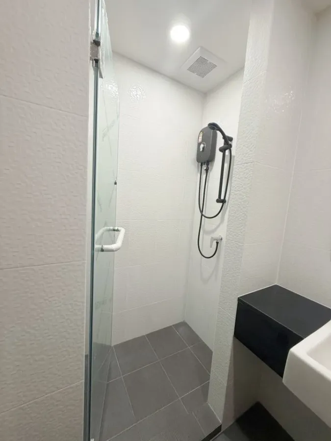 For rent: Wela Ramkhamhaeng 186, ready to move in, fully furnished, affordable price. Hurry and book now, don't miss out!