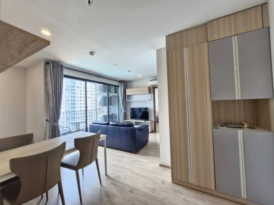Condo for rent: IDEO O2, large room, comfortable living, 14th floor, pool view, convenient, complete in one place. Don't miss it, you'll regret it.