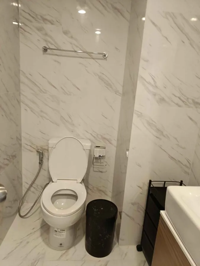 For sale, rent, Ideo Mobi Sukhumvit Eastpoint, clear view, airy, built-in furniture, can be reserved first come first serve.