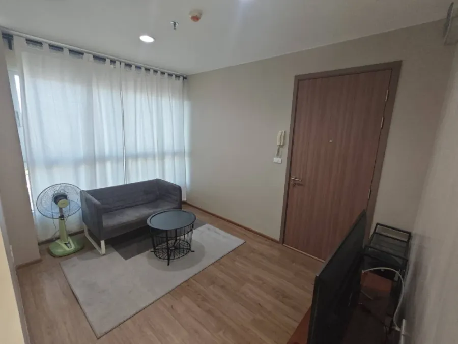 For rent!! Condo Fuse Chan-Sathorn (corner room), new room, complete with furniture and electrical appliances, ready to move in, don't miss it!!