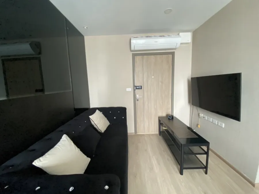For rent urgently!! Ideo O2 condo, 26th floor, Building C, pool view, fully furnished, ready to move in, don't miss it!!