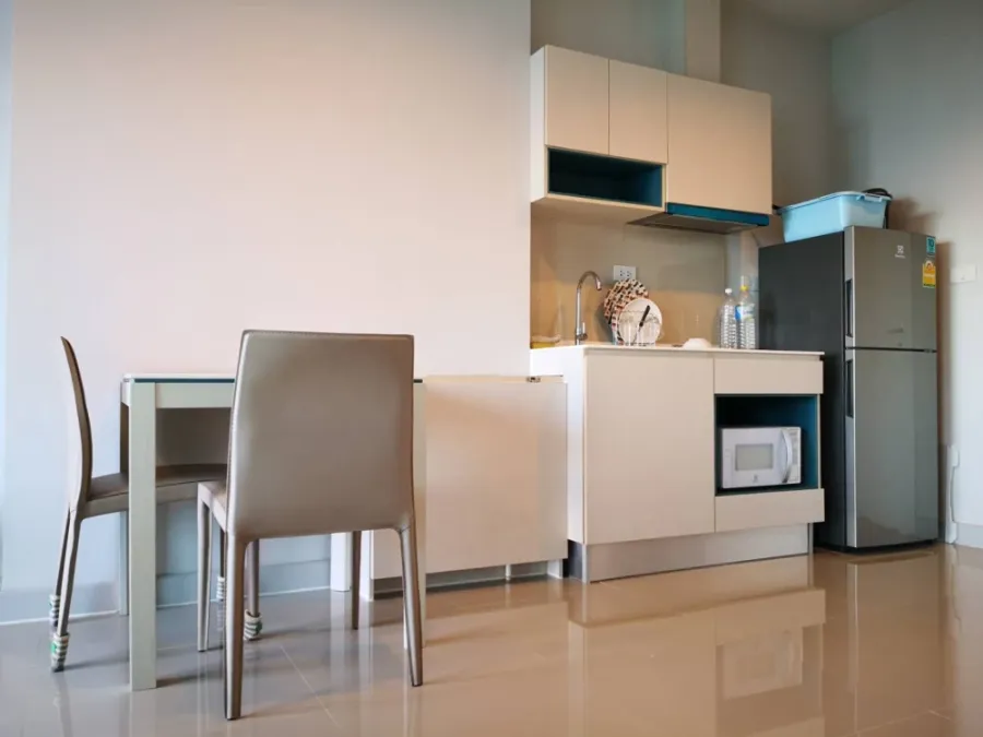 Condo Centric Sea for rent, 1 bedroom, 1 bathroom, fully furnished, great sea view. Don't miss out on this great deal.