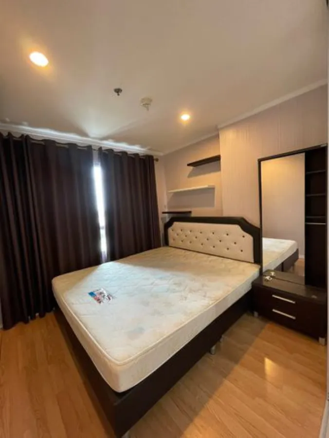 For rent, Lumpini Ville Prachachuen-Phongphet 2, good wallpaper. Separate the kitchen into proportions. Book now.