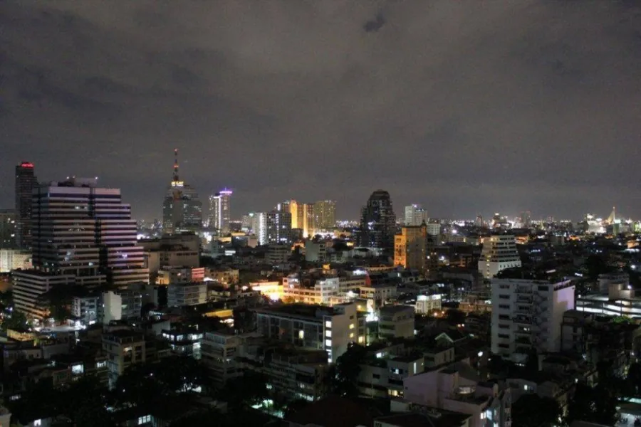 ให้เช่า คอนโด ดิ แอดเดรส สาทร ทำเลดี เดินทางสะดวก ห้ามพลาด!!