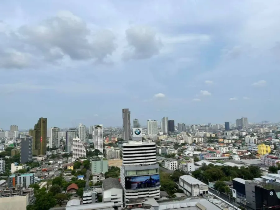 Condo for rent Equinox Phahol-Vipha, 1 bedroom, beautifully decorated, 24th floor, great view, good location, convenient travel, reserve now.
