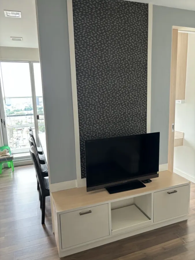 For rent!! Condo The Room Sathorn-Taksin, room number 99/209, comes at a reasonable price. Let me tell you that you don't miss it!!