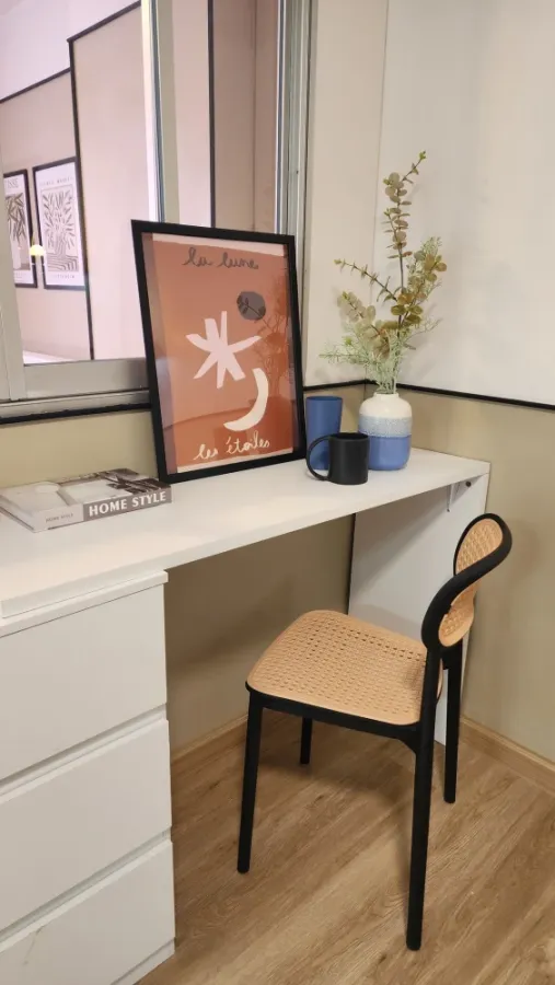 For sale: Lumpini Center Nawamin, decorated in a luxurious modern style (pictured). Fully furnished, like getting a new condo. Condo in the heart of t