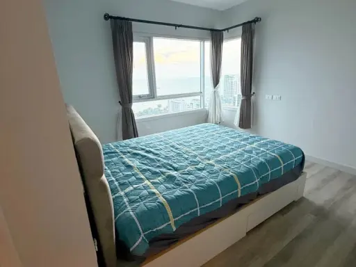 For rent: Centric Sea, 2 bedrooms, spacious living area, prime location, stunning unblocked views. Don't miss out!