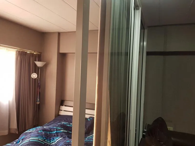 Sell Lumpini Center Happyland Renovate new attached to a room partition with furniture, do not block the view, do not miss.
