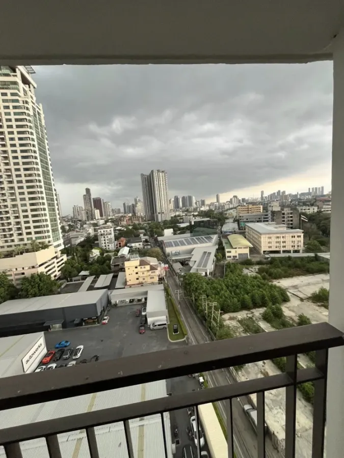 ขาย The Aspire Rama 4 ห้องกว้างพื้นที่ใช้สอยเยอะ บิ้วอินเฟอร์นิเจอร์อย่างดี วิวสวย ไม่ร้อน จองเลย