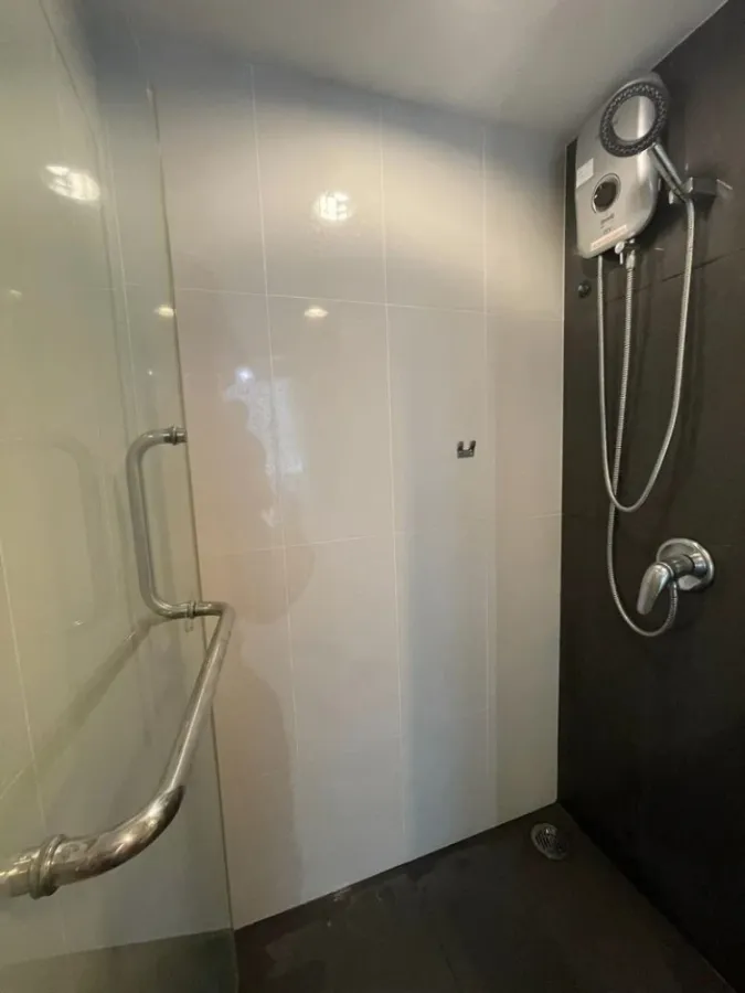 Sell / rent Condo Chateau in Town Sukhumvit 64 Spa sense, not on the elevator, not on the fire escape. Can't miss it
