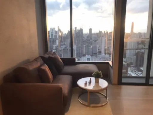 Condo for sale, The Esse Asoke, beautiful room, high floor, superb city view, fully furnished, ready to move in, prime location