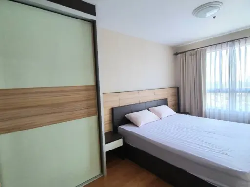 For rent, One X Sukhumvit 26, 17th floor, good view, swimming pool view, fully furnished, ready to move in, book now, hurry.