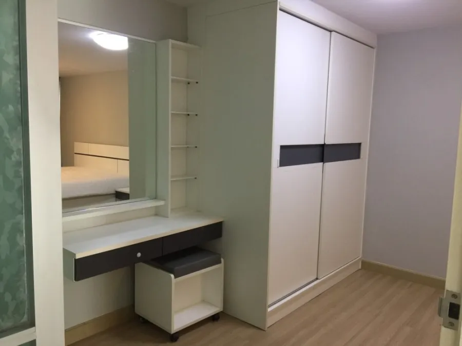 ให้เช่า ซูม คอนโด เพลส Duplex 2 ชั้น กว้างมาก เฟอร์นิเจอร์จัดหนัก เครื่องใช้ไฟฟ้าจัดเต็ม พร้อมอยู่