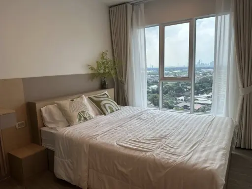 Condo for rent: Regent Home Bangna, fully furnished, ready to move in, complete with furniture and appliances, just bring your bags and move in.