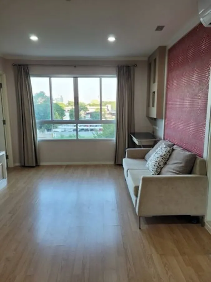 For rent!! Condo Lumpini Ville Lasalle-Bearing, good location, convenient transportation, near BTS Bearing, don't miss it!!