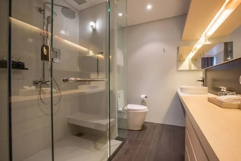 For sale, for rent, Veranda Residence Pattaya, spacious room, well decorated, wide sea view, great atmosphere, hurry and reserve now.
