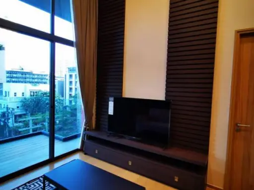 Condo for rent, Siamese Gioia Sukhumvit 31, decorated in elegant style Ready, tight furniture, hurry to reserve, can't miss