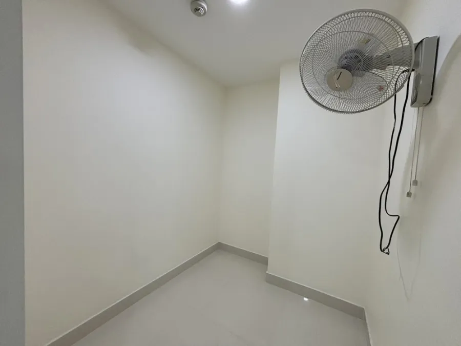 For rent!! Condo The Pano, 24th floor, full facilities, easy to travel, ready to move in, don't miss it!!