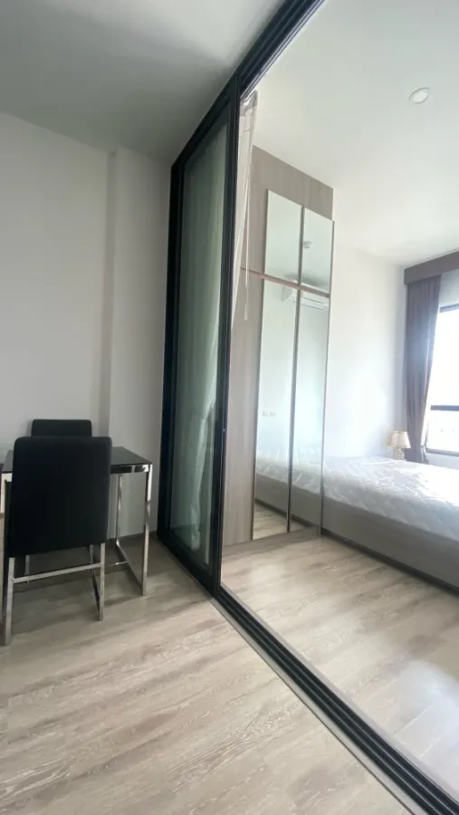 KnightsBridge Prime On-Nut, 19th floor, fully furnished unit for rent. Book now, don't miss out!