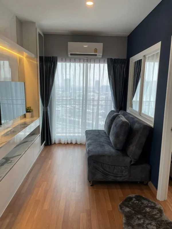 ด่วนขาย เช่า คอนโด ลุมพินี เพลส รัชดา-สาธุ ห้องมุม Corner View พร้อม Built-In & Fully Furnished อย่าพลาด