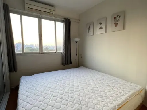 Condo for rent, Lumpini Town Bodindecha-Ramkhamhaeng, large room, football field view, complete electrical appliances