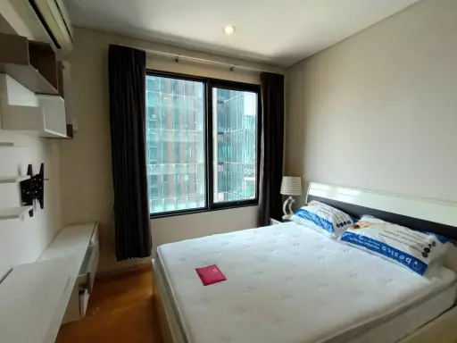 Condo for rent, Villa Asoke, comes with full facilities. Ready to move in. Don't miss it!!