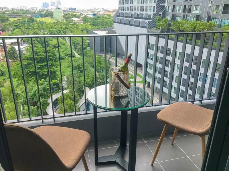 Condo for rent, Ideo O2, corner room, pool view, fully furnished, don't wait.