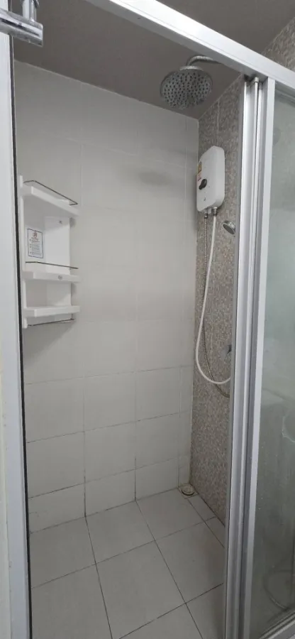 Fully furnished for rent, cheap Plum Condo Chokchai 4, near MRT Ladprao, quiet, private, you can move in.