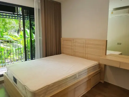 For rent, Life Ladprao Valley, built-in room, very beautiful, get a view of the garden, very nature, book and you will not regret it. Urgent.