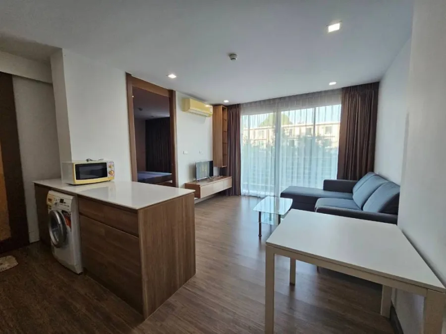 For rent Green Lake Condo Sriracha ห้องกว้างขวาง มาพร้อมพื้นที่ใช้สอย ราคาดี รีบมาจองเลย