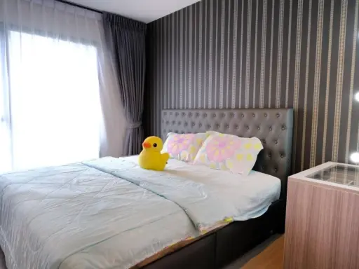 Condo for rent, Life Asoke Rama 9. Fully furnished and ready to move in. Just bring your belongings! Don't miss out! images