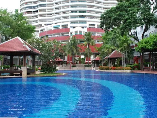 For rent, Metro Jomtien Condotel, studio room decorated in style. You can walk right down to the beach. It's so great, don't miss it!! images