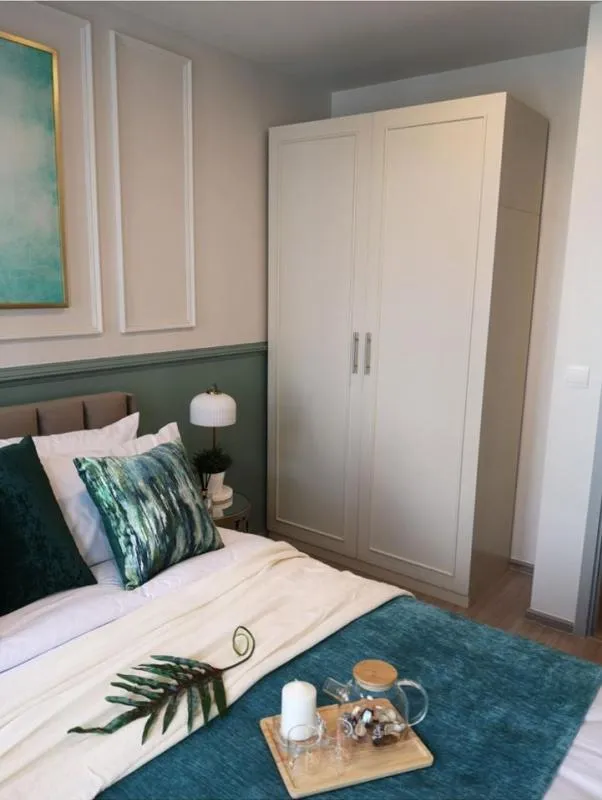 Aspire Asoke-Ratchada Condo for rent, new room, beautiful decoration, tight furniture, complete electrical appliances. End up in one room