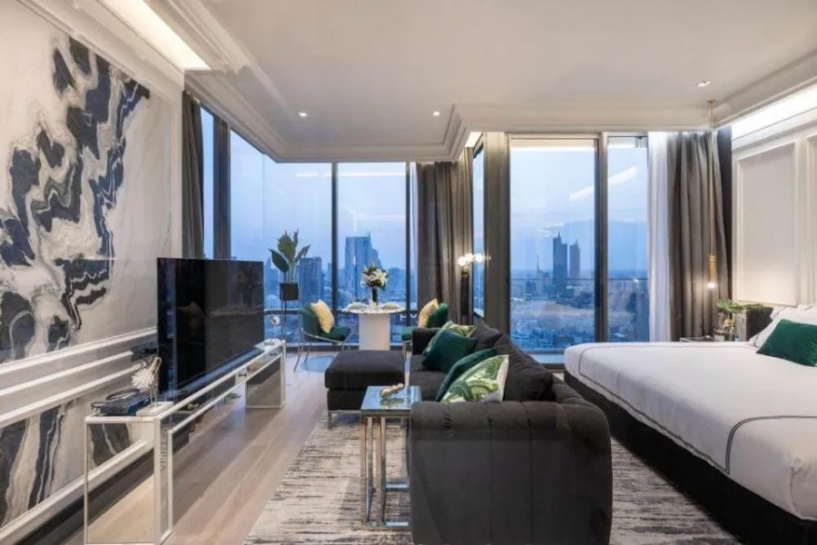 Condo for rent, Ashton Silom, decorated in Art Deco style, fully furnished, high floor, south and west views.