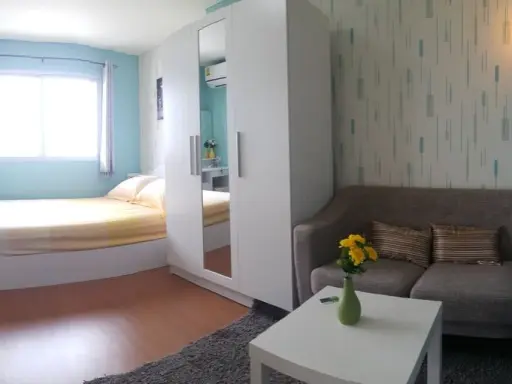 For sale, Lumpini Condo Town Romklao-Suvarnabhumi, 8th floor, beautiful view, fully furnished room, hurry to reserve.